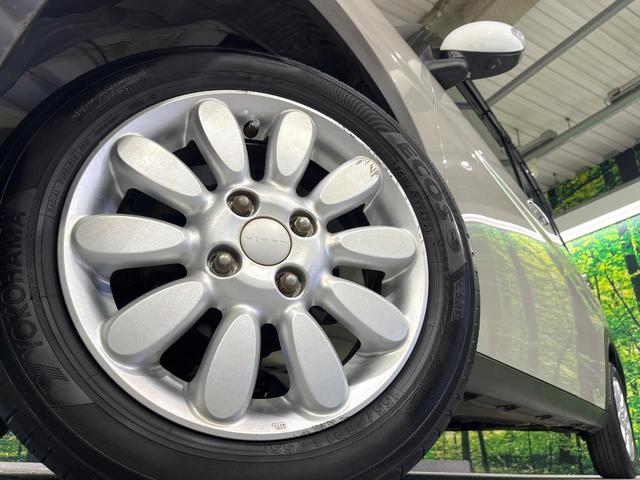 �y�����P�S�C���`�A���~�z�C�[���z�O�ςɃ}�b�`���������A���~�z�C�[���𑕒����Ă���܂��B�e��ЊO�A���~�z�C�[����A�X�^�b�h���X�^�C�����戵�����Ă���܂��B���񂲑��k����������