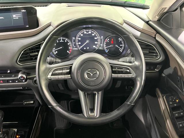 ＣＸ－３０ ２０Ｓ　Ｌパッケージ　禁煙車　衝突軽減　純正８．８型ナビ　全周囲カメラ　前席シートヒーター　ヘッドアップディスプレイ　ステアリングヒーター　電動リアゲート　パワーシート　レーダークルーズ　ＬＥＤライト　オートライト（11枚目）