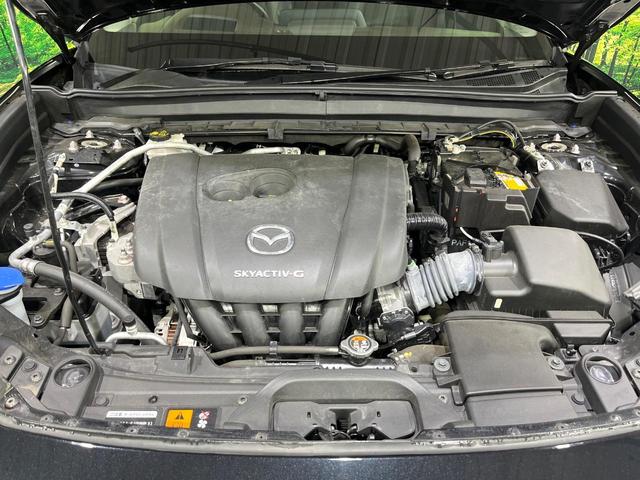 ＣＸ－３０ ２０Ｓ　Ｌパッケージ　禁煙車　衝突軽減　純正８．８型ナビ　全周囲カメラ　前席シートヒーター　ヘッドアップディスプレイ　ステアリングヒーター　電動リアゲート　パワーシート　レーダークルーズ　ＬＥＤライト　オートライト（18枚目）