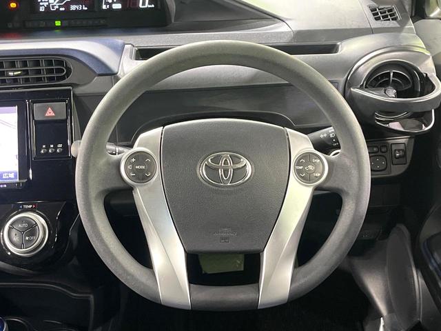 アクア Ｓ　禁煙車　純正ナビ　バックカメラ　オートエアコン　ＥＴＣ　スマートキー　プッシュスタート　オートライト　ウィンカーミラー　シートリフター　ステアリングスイッチ（11枚目）