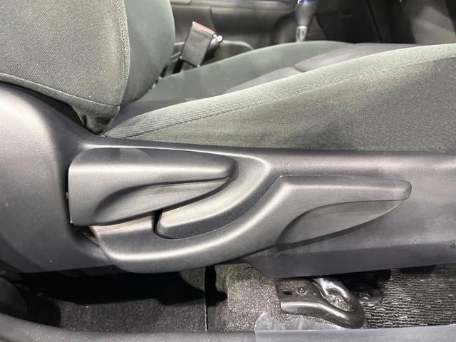 アクア Ｓ　禁煙車　純正ナビ　バックカメラ　オートエアコン　ＥＴＣ　スマートキー　プッシュスタート　オートライト　ウィンカーミラー　シートリフター　ステアリングスイッチ（41枚目）