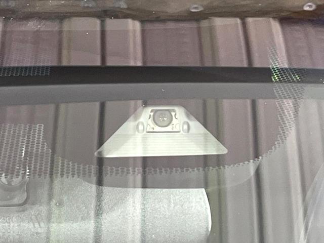 フリードハイブリッド ハイブリッド・ＥＸ　禁煙車　ホンダセンシング　純正９型ナビ　バックカメラ　両側電動スライド　前席シートヒーター　レーンアシスト　アダプティブクルーズ　ＬＥＤライト　オートライト　オートエアコン　純正１５ＡＷ（2枚目）