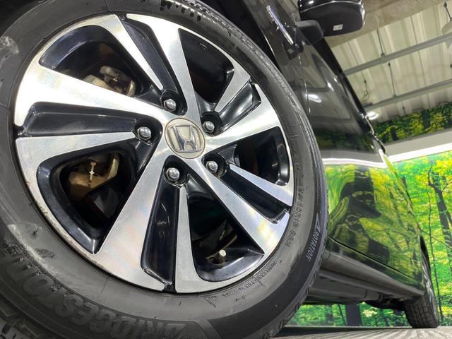 フリードハイブリッド ハイブリッド・ＥＸ　禁煙車　ホンダセンシング　純正９型ナビ　バックカメラ　両側電動スライド　前席シートヒーター　レーンアシスト　アダプティブクルーズ　ＬＥＤライト　オートライト　オートエアコン　純正１５ＡＷ（13枚目）