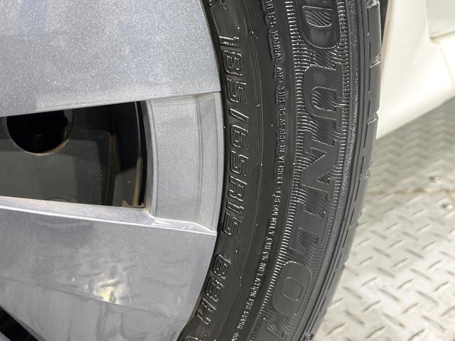 ノート Ｓ　禁煙車　衝突軽減装置　純正ディスプレイオーディオ　全周囲カメラ　デジタルインナーミラー　ブラインドスポットモニター　オートエアコン　スマートキー　電動パーキングブレーキ　オートブレーキホールド（35枚目）