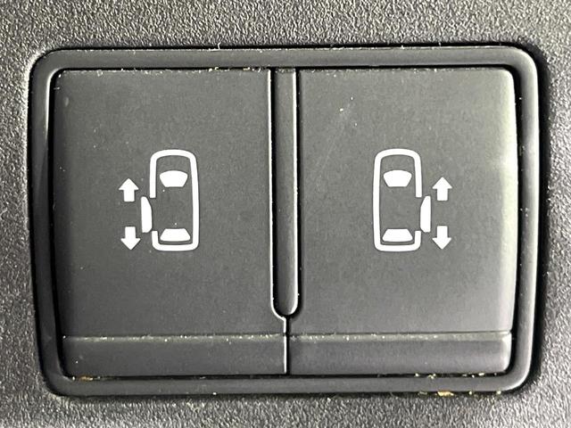 �y�C���e���W�F���g�G�}�[�W�F���V�[�u���[�L�z�t�����g�J�����őO���̎ԗ�����s�҂����m�B�Փ˂������Ȏ��͏Փ˔�Q�y���u���[�L���쓮�A�Փˉ�����T�|�[�g�B�����S�Ƀh���C�u�����y���݂��������܂��B