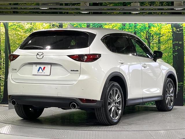 ＣＸ－５ ＸＤ　エクスクルーシブモード　禁煙車　ＢＯＳＥサウンド　１０．２５型マツダコネクトナビ　３６０°ビューモニター　スマートシティブレーキサポート　レーダークルーズ　ＢＳＭ　ＨＵＤ　シートベンチレーション　パワーバックドア　ＥＴＣ（17枚目）