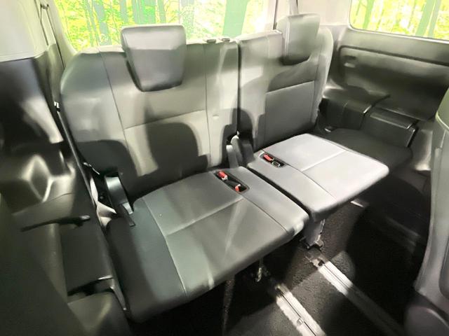 エスクァイア Ｇｉ　禁煙車　純正９型ナビ　バックカメラ　後席モニター　両側電動スライド　クルコン　オートハイビーム　ＬＥＤライト　前席シートヒーター　デュアルオートエアコン　後席シェード　純正１５インチＡＷ　ＥＴＣ（11枚目）