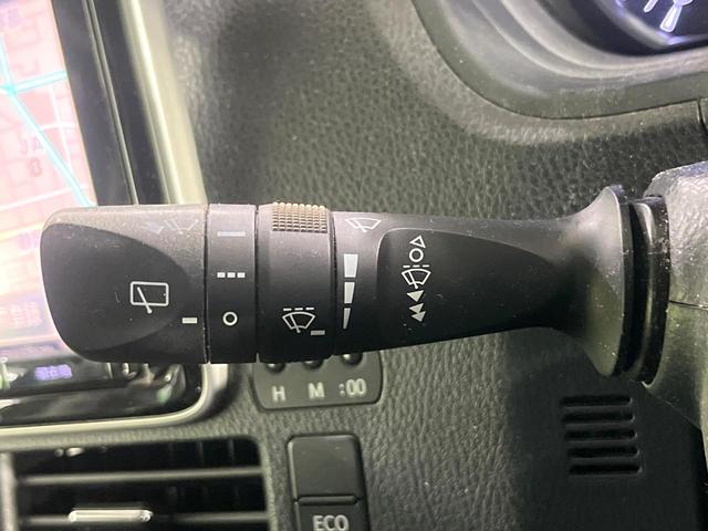 エスクァイア Ｇｉ　禁煙車　純正９型ナビ　バックカメラ　後席モニター　両側電動スライド　クルコン　オートハイビーム　ＬＥＤライト　前席シートヒーター　デュアルオートエアコン　後席シェード　純正１５インチＡＷ　ＥＴＣ（42枚目）