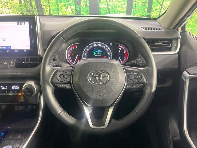 ＲＡＶ４ Ｇ　Ｚパッケージ　４ＷＤ　禁煙車　セーフティセンス　純正９型ナビ　バックカメラ　ブラインドスポットモニター　デジタルインナーミラー　電動リアゲート　パワーシート　シートヒーター　ＥＴＣ　ステアリングヒーター（11枚目）