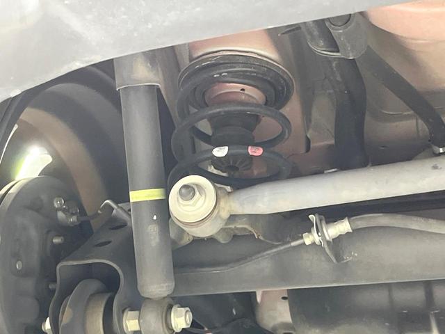 ハスラー ＪスタイルＩＩ　２トーンカラー　デュアルカメラブレーキ　メモリーナビ　バックカメラ　前席シートヒーター　ＨＩＤライト　オートライト　車線逸脱警報　スマートキー　横滑り防止装置　純正１５インチアルミホイール（20枚目）