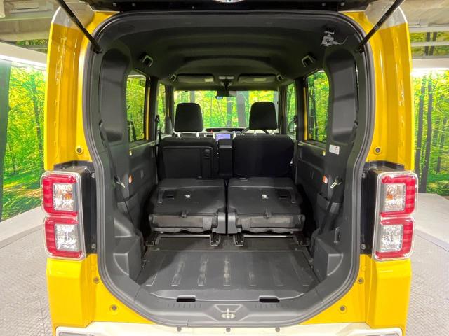 ���i�̂���������ʋ΁A���}���ɏ\���ȉ׎��X�y�[�X���m�ۂ��Ă���܂��B�Z�J���h�V�[�g��|���ƁA�傫�ȉו��̐ύڂ��\�ł���