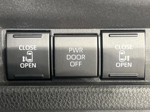 シエンタ ハイブリッドＺ　禁煙車　セーフティセンス　純正１０．５型ナビ　全周囲カメラ　両側電動スライド　シートヒーター　ブラインドスポットモニター　ステアリングヒーター　ＡＣ１００Ｖ電源　ＥＴＣ　オートハイビーム　ＬＥＤライト（6枚目）