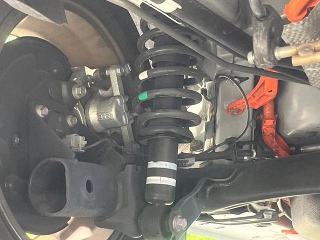 シエンタ ハイブリッドＺ　禁煙車　セーフティセンス　純正１０．５型ナビ　全周囲カメラ　両側電動スライド　シートヒーター　ブラインドスポットモニター　ステアリングヒーター　ＡＣ１００Ｖ電源　ＥＴＣ　オートハイビーム　ＬＥＤライト（20枚目）