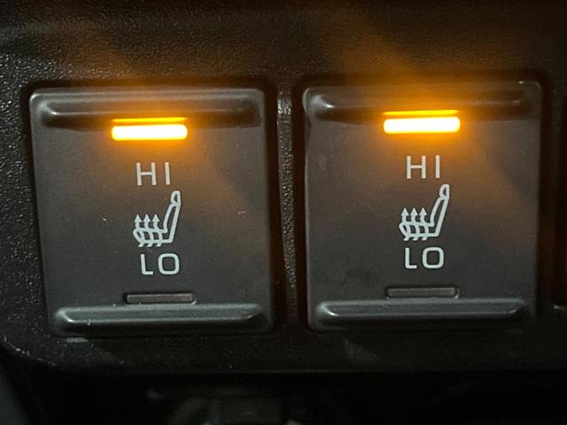 シエンタ ハイブリッドＺ　禁煙車　セーフティセンス　純正１０．５型ナビ　全周囲カメラ　両側電動スライド　シートヒーター　ブラインドスポットモニター　ステアリングヒーター　ＡＣ１００Ｖ電源　ＥＴＣ　オートハイビーム　ＬＥＤライト（21枚目）