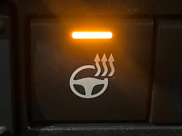 シエンタ ハイブリッドＺ　禁煙車　セーフティセンス　純正１０．５型ナビ　全周囲カメラ　両側電動スライド　シートヒーター　ブラインドスポットモニター　ステアリングヒーター　ＡＣ１００Ｖ電源　ＥＴＣ　オートハイビーム　ＬＥＤライト（22枚目）