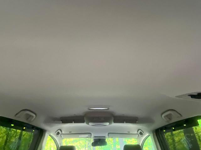 シエンタ ハイブリッドＺ　禁煙車　セーフティセンス　純正１０．５型ナビ　全周囲カメラ　両側電動スライド　シートヒーター　ブラインドスポットモニター　ステアリングヒーター　ＡＣ１００Ｖ電源　ＥＴＣ　オートハイビーム　ＬＥＤライト（43枚目）