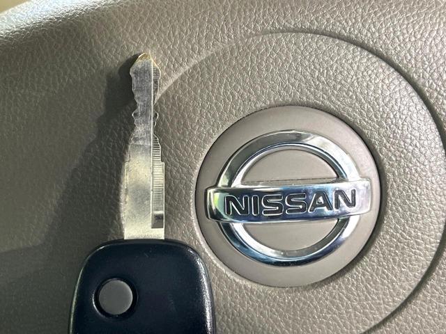 �y�L�[���X�z�������ꂽ�ꏊ����ł��{�^����Ńh�A�̊J���E�{�����ł���̂łƂ��Ă��֗��I�h�A�̌�������ɏ������邱�Ƃ�����܂����