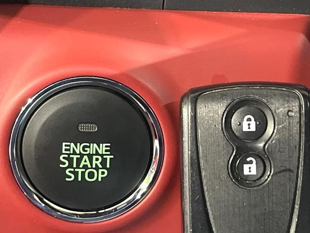 �y�L�[�t���[�V�X�e���z�J�o����|�P�b�g�ɓ��ꂽ�܂܂ł��h�A�̎{���E�������\�ȃX�}�[�g�L�[�𑕔��B�G���W���̃I���E�I�t�����J�M�����o���K�v����������Ƃ��Ă��֗��ł���