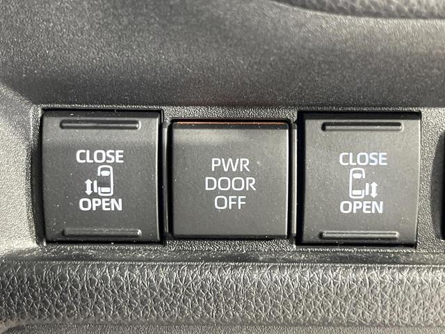 シエンタ ハイブリッドＺ　禁煙車　セーフティセンス　純正１０．５型ナビ　バックカメラ　両側電動スライド　ブラインドスポットモニター　オートハイビーム　ＬＥＤライト　ＥＴＣ　レーダークルーズ　後席サンシェード　オートエアコン（6枚目）