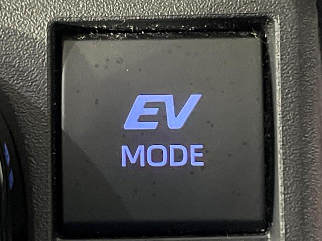 シエンタ ハイブリッドＺ　禁煙車　セーフティセンス　純正１０．５型ナビ　バックカメラ　両側電動スライド　ブラインドスポットモニター　オートハイビーム　ＬＥＤライト　ＥＴＣ　レーダークルーズ　後席サンシェード　オートエアコン（22枚目）