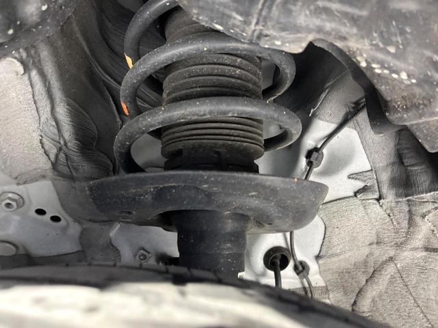 シエンタ ハイブリッドＺ　禁煙車　セーフティセンス　純正１０．５型ナビ　バックカメラ　両側電動スライド　ブラインドスポットモニター　オートハイビーム　ＬＥＤライト　ＥＴＣ　レーダークルーズ　後席サンシェード　オートエアコン（36枚目）