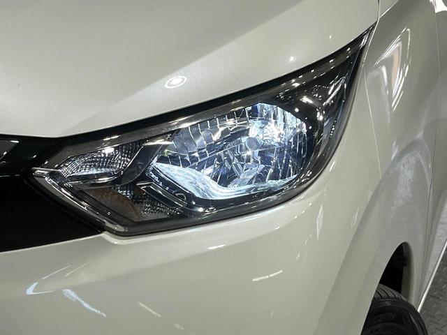 デイズ Ｘ　禁煙車　衝突軽減装置　メモリーナビ　全周囲カメラ　オートエアコン　スマートキー　プッシュスタート　ＬＥＤライト　オートライト　純正１４インチアルミホイール　シートリフター　アイドリングストップ（12枚目）