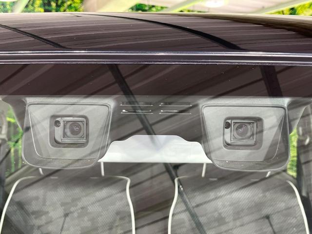 �y�X�Y�L�@�f���A���J�����u���[�L�T�|�[�g�z���s���ɑO���̎ԗ�����F�����A�Փ˂������Ȏ��͌x��ƃu���[�L�ŏՓˉ���Ɣ�Q�y�����A�V�X�g�B�����S�Ƀh���C�u�����y���݂��������܂��B