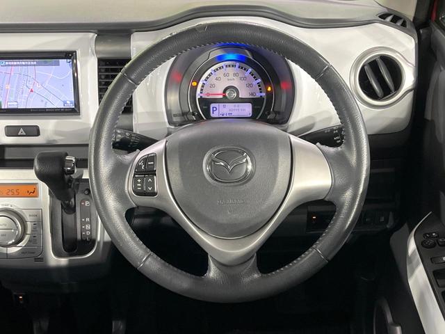 �y�X�e�A�����O�X�C�b�`�z�^�]���A�O������ڐ������炷���ƂȂ��A�I�[�f�B�I���̑��삪�\�ȕ֗��@�\�I���S�����K�ȃh���C�u�����o���Ă���܂���