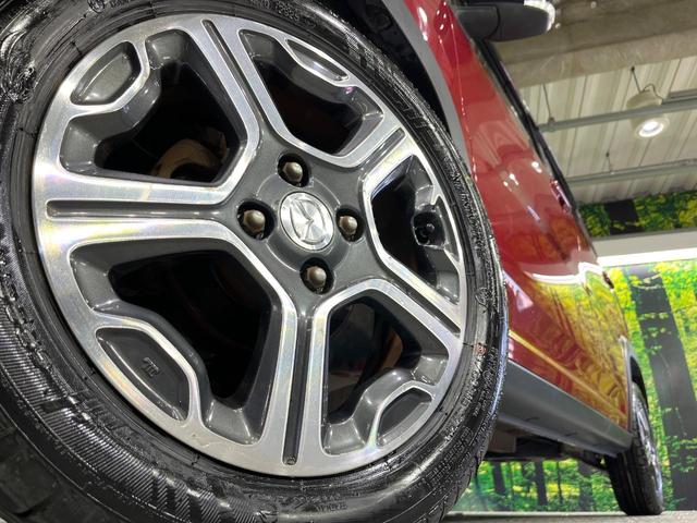 �y�����P�T�C���`�A���~�z�C�[���z�O�ςɃ}�b�`���������A���~�z�C�[���𑕒����Ă���܂��B�e��ЊO�A���~�z�C�[����A�X�^�b�h���X�^�C�����戵�����Ă���܂��B���񂲑��k����������