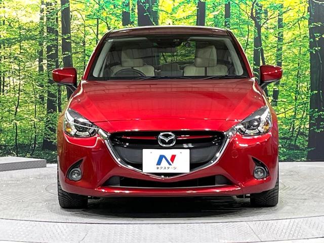 デミオ ＸＤツーリング　Ｌパッケージ　禁煙車　ディーゼルターボ　衝突軽減装置　純正ナビ　バックカメラ　ヘッドアップディスプレイ　クルーズコントロール　パドルシフト　ＥＴＣ　ＬＥＤライト　オートライト　ドラレコ　横滑り防止装置（14枚目）