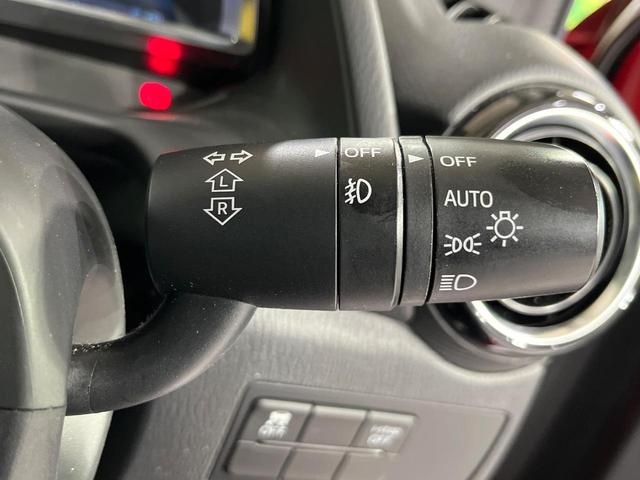 デミオ ＸＤツーリング　Ｌパッケージ　禁煙車　ディーゼルターボ　衝突軽減装置　純正ナビ　バックカメラ　ヘッドアップディスプレイ　クルーズコントロール　パドルシフト　ＥＴＣ　ＬＥＤライト　オートライト　ドラレコ　横滑り防止装置（28枚目）