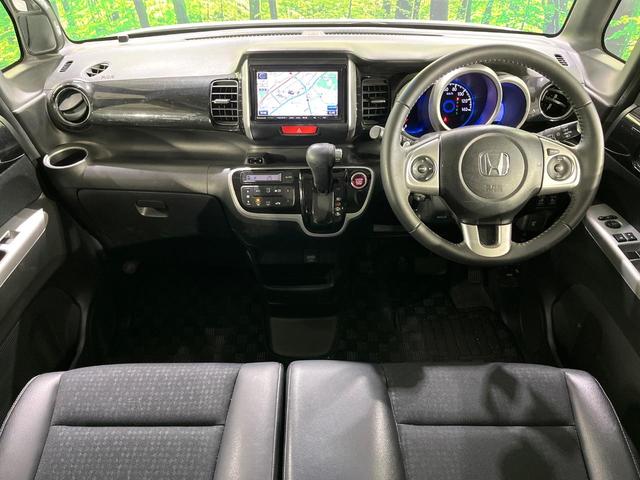 Ｎ－ＢＯＸカスタム Ｇ・ターボＬパッケージ　禁煙車　あんしんパッケージ　メモリーナビ　バックカメラ　両側電動スライド　クルーズコントロール　ＥＴＣ　ＨＩＤライト　オートライト　オートエアコン　パドルシフト　スマートキー　後席シェード（3枚目）