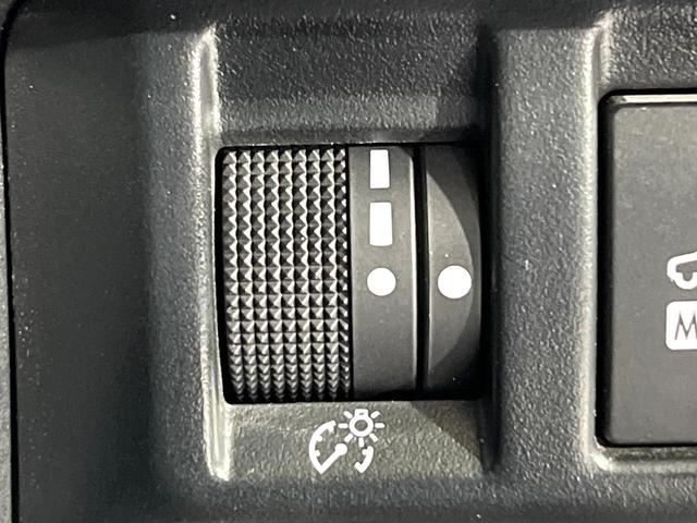 フォレスター Ｘ－ブレイク　禁煙車　アイサイトセイフティプラス　純正９型ナビ　バックカメラ　シートヒーター　ブラインドスポットモニター　パワーシート　車線逸脱警報　パドルシフト　ステアリングヒーター　ＥＴＣ（64枚目）