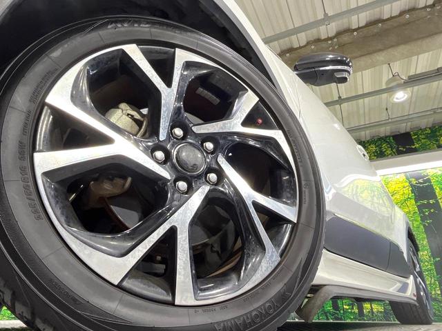 �y�����P�W�C���`�A���~�z�C�[���z�O�ςɃ}�b�`���������A���~�z�C�[���𑕒����Ă���܂��B�e��ЊO�A���~�z�C�[����A�X�^�b�h���X�^�C�����戵�����Ă���܂��B���񂲑��k����������