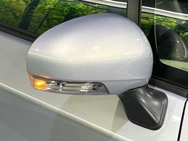 プリウス Ｓ　禁煙車　純正ナビ　バックカメラ　ＨＩＤヘッド　オートライト　オートエアコン　スマートキー　ＥＴＣ　Ｂｌｕｅｔｏｏｔｈ　フルセグＴＶ　ステアリングスイッチ　電動格納ミラー　プライバシーガラス（44枚目）