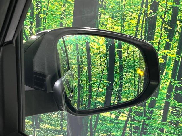 ヴォクシー Ｓ－Ｚ　禁煙車　セーフティセンス　純正１０．５型ナビ　バックカメラ　快適利便ＰＫＧ　アダプティブクルーズ　ＢＳＭ　ＨＵＤ　両側電動スライド　パワーバックドア　ステアリングヒーター　シートヒーター　ＥＴＣ（6枚目）