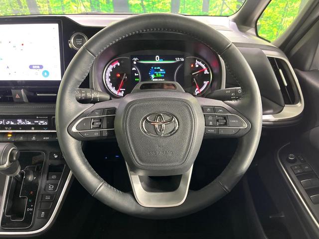 ヴォクシー Ｓ－Ｚ　禁煙車　セーフティセンス　純正１０．５型ナビ　バックカメラ　快適利便ＰＫＧ　アダプティブクルーズ　ＢＳＭ　ＨＵＤ　両側電動スライド　パワーバックドア　ステアリングヒーター　シートヒーター　ＥＴＣ（8枚目）