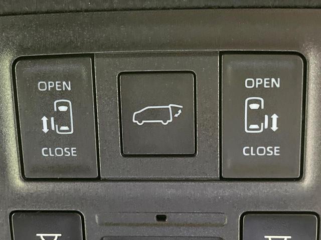 ヴォクシー Ｓ－Ｚ　禁煙車　セーフティセンス　純正１０．５型ナビ　バックカメラ　快適利便ＰＫＧ　アダプティブクルーズ　ＢＳＭ　ＨＵＤ　両側電動スライド　パワーバックドア　ステアリングヒーター　シートヒーター　ＥＴＣ（22枚目）