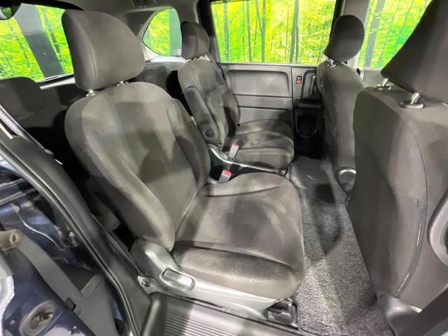 フリード Ｇ　ジャストセレクション　禁煙車　純正ナビ　バックカメラ　電動スライドドア　オートエアコン　ＥＴＣ　ＨＩＤライト　オートライト　キーレスエントリー　電動格納ミラー　ウィンカーミラー（9枚目）