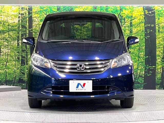 フリード Ｇ　ジャストセレクション　禁煙車　純正ナビ　バックカメラ　電動スライドドア　オートエアコン　ＥＴＣ　ＨＩＤライト　オートライト　キーレスエントリー　電動格納ミラー　ウィンカーミラー（14枚目）