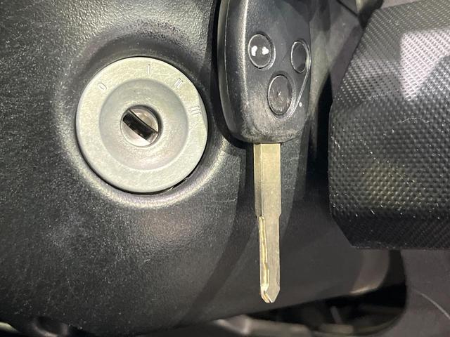 フリード Ｇ　ジャストセレクション　禁煙車　純正ナビ　バックカメラ　電動スライドドア　オートエアコン　ＥＴＣ　ＨＩＤライト　オートライト　キーレスエントリー　電動格納ミラー　ウィンカーミラー（24枚目）