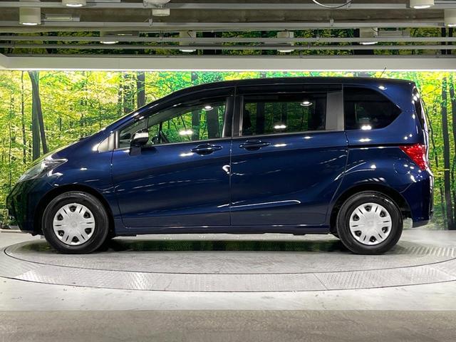 フリード Ｇ　ジャストセレクション　禁煙車　純正ナビ　バックカメラ　電動スライドドア　オートエアコン　ＥＴＣ　ＨＩＤライト　オートライト　キーレスエントリー　電動格納ミラー　ウィンカーミラー（30枚目）