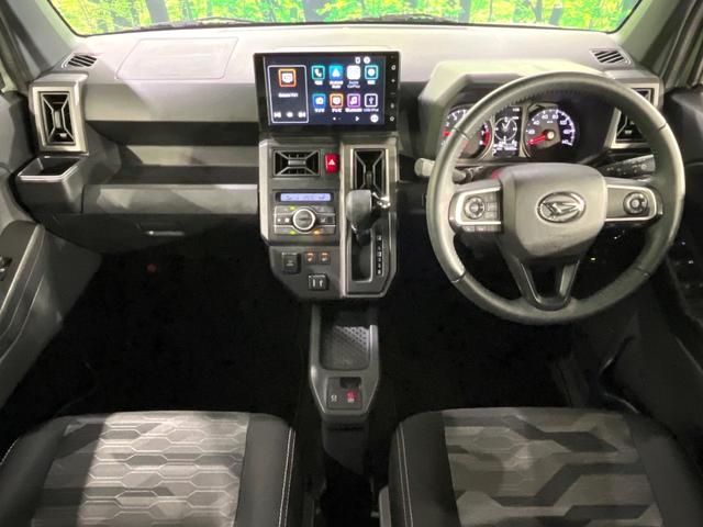 タフト Ｇターボ　クロムベンチャー　禁煙車　ガラスルーフ　スマートアシスト　純正９型ディスプレイ　バックカメラ　前席シートヒーター　電動パーキングブレーキ　コーナーセンサー　ＥＴＣ　ＬＥＤライト　オートライト　オートエアコン　ドラレコ（3枚目）