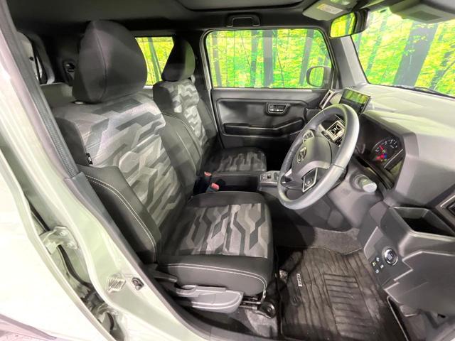 タフト Ｇターボ　クロムベンチャー　禁煙車　ガラスルーフ　スマートアシスト　純正９型ディスプレイ　バックカメラ　前席シートヒーター　電動パーキングブレーキ　コーナーセンサー　ＥＴＣ　ＬＥＤライト　オートライト　オートエアコン　ドラレコ（8枚目）