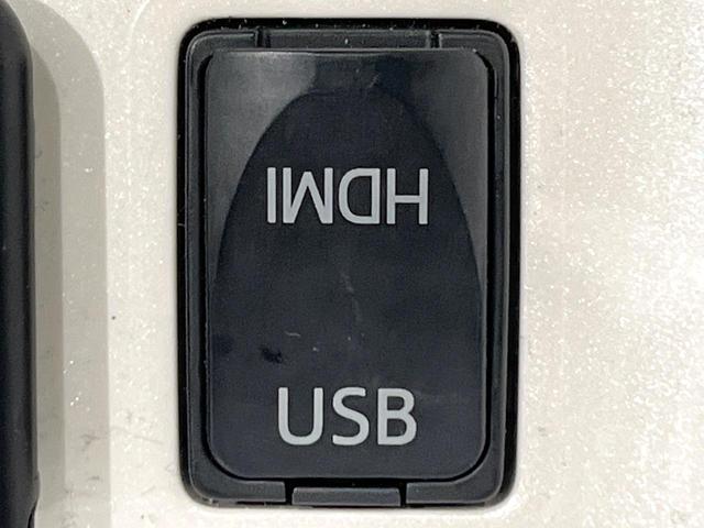 プリウス Ａツーリングセレクション　モデリスタ　セーフティセンス　純正９型ナビ　バックカメラ　前席シートヒーター　ブラインドスポットモニター　ヘッドアップディスプレイ　パークアシスト　レーダークルーズコントロール　ＥＴＣ　スマートキー（36枚目）