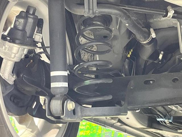 タフト Ｇ　クロムベンチャー　禁煙車　ガラスルーフ　スマートアシスト　純正９型ディスプレイ　全周囲カメラ　前席シートヒーター　電動パーキングブレーキ　オートエアコン　ＬＥＤライト　オートライト　ＥＴＣ　スマートキー（20枚目）