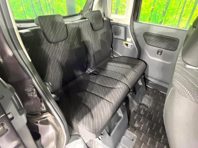 スペーシア Ｇリミテッド　禁煙車　デュアルカメラブレーキ　純正ナビ　電動スライド　シートヒーター　車線逸脱警報　スマートキー　プッシュスタート　ステアリングスイッチ　オートライト　オートエアコン（9枚目）