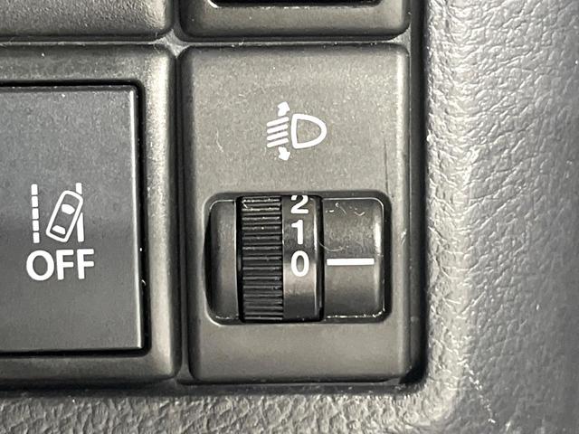 スペーシア Ｇリミテッド　禁煙車　デュアルカメラブレーキ　純正ナビ　電動スライド　シートヒーター　車線逸脱警報　スマートキー　プッシュスタート　ステアリングスイッチ　オートライト　オートエアコン（29枚目）