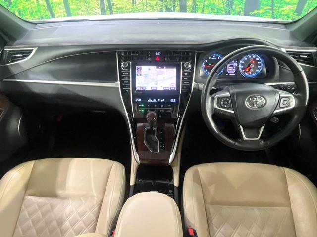 ハリアー プレミアム　アドバンスドパッケージ　禁煙車　ムーンルーフ　衝突軽減　レーダークルーズ　ＪＢＬサウンド　純正８型ナビ　全周囲カメラ　電動リアゲート　パワーシート　オートハイビーム　ＬＥＤライト　純正１８インチアルミホイール（4枚目）