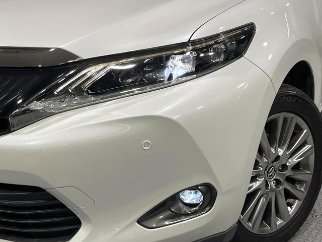 ハリアー プレミアム　アドバンスドパッケージ　禁煙車　ムーンルーフ　衝突軽減　レーダークルーズ　ＪＢＬサウンド　純正８型ナビ　全周囲カメラ　電動リアゲート　パワーシート　オートハイビーム　ＬＥＤライト　純正１８インチアルミホイール（12枚目）